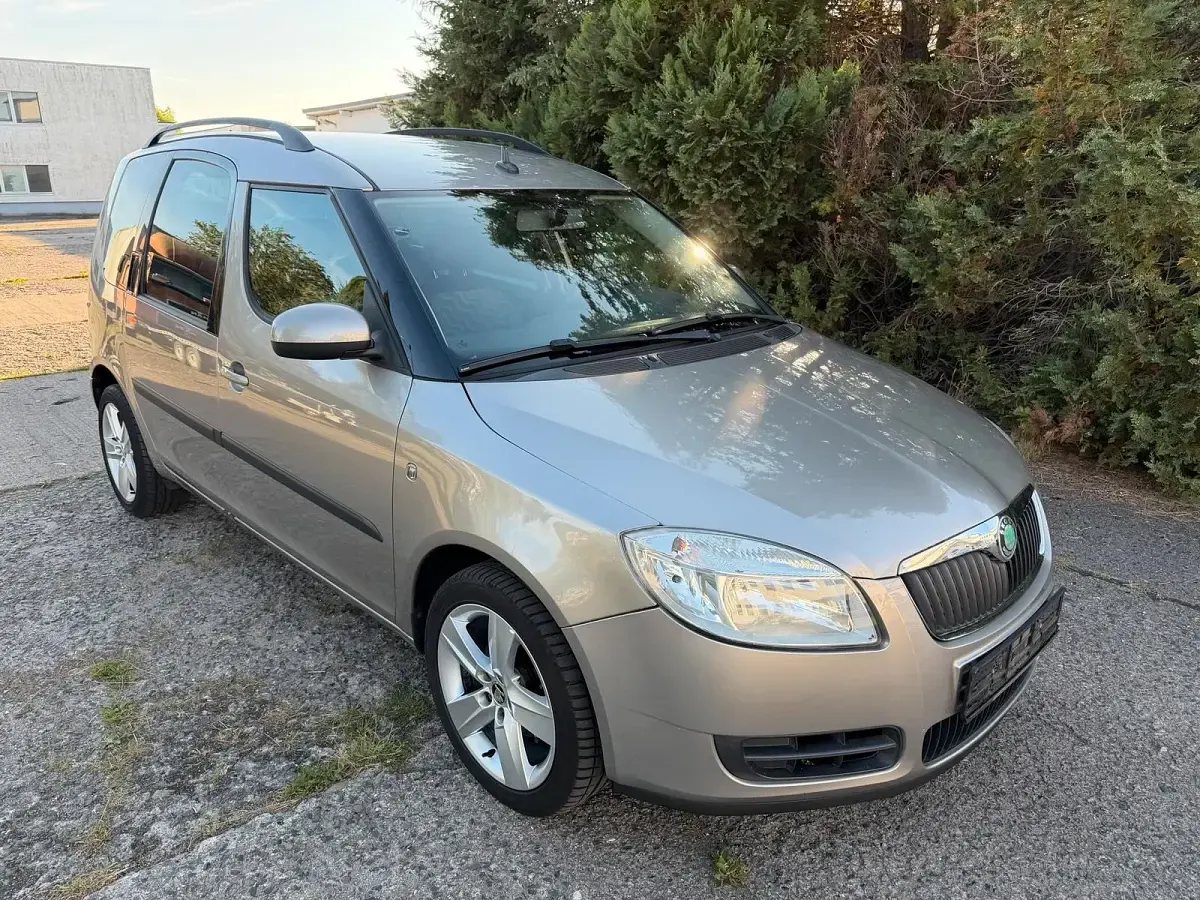 Gebraucht Skoda Roomster 86 PS (63 kW) 2008 Gelb Van / Kleinbus