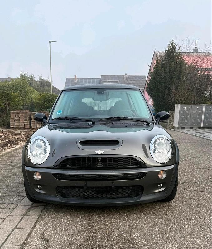 Grau Gebraucht 2006 Mini Cooper S Kleinwagen | 5.500 € (Etwas zu teuer) - Bild 1/4