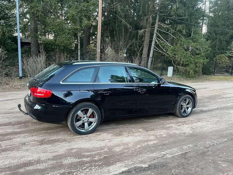 Gebraucht Audi A4 Ambition 143 PS (105 kW) 2011 Schwarz Kombi