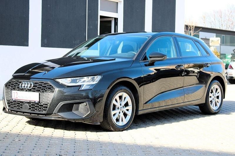 Gebraucht Audi A3 Basis 150 PS (110 kW) 2021 Schwarz Limousine