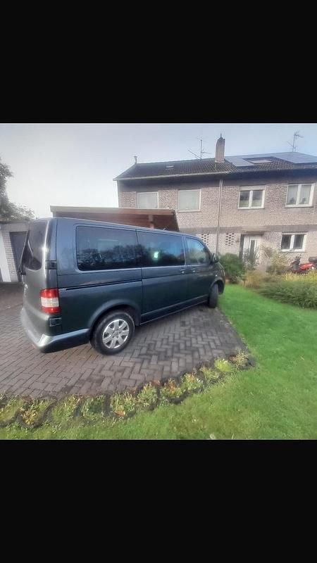 Gebraucht VW T5 99 PS (72 kW) 2007 Grau Van