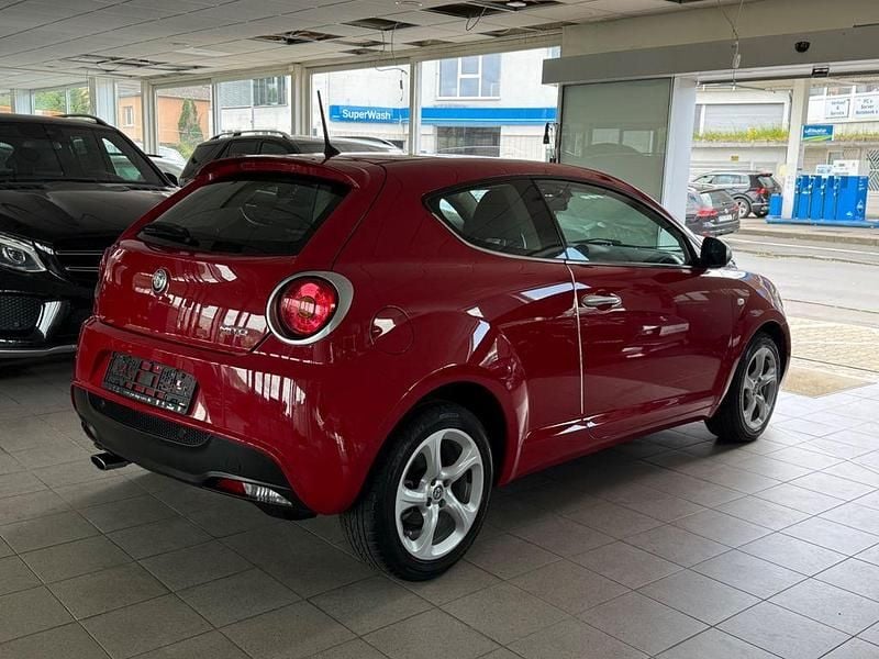 Gebraucht Alfa Romeo MiTo Super 105 PS (77 kW) 2018 Rot Kleinwagen