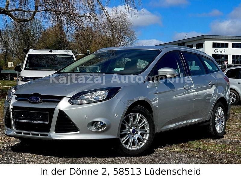 Używany Ford Focus Titanium 116 KM (85 kW) 2012 Srebrny Sedan/Limuzyna