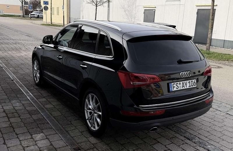 Gebraucht Audi Q5 Sport 150 PS (110 kW) 2015 Schwarz SUV