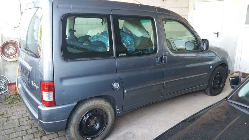 Gebraucht Citroën Berlingo 109 PS (80 kW) 2007 Grau metallic Van / Kleinbus