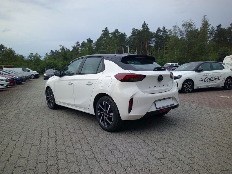 Gebraucht Opel Corsa 75 PS (55 kW) 2024 Arktis weiß Kleinwagen