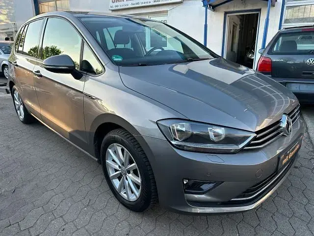 Gebraucht VW Golf VII LOUNGE 110 PS (80 kW) 2016 Grau Limousine