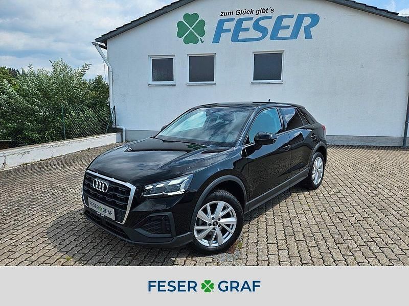 Brillantschwarz Gebraucht 2023 Audi Q2 Ambiente SUV | 16.900 € - Bild 1/4