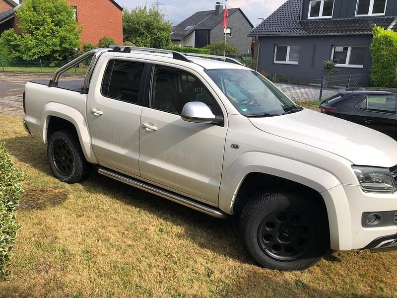 Weiß Gebraucht 2015 VW Amarok Abholung | 16.900 € (Guter Preis) - Bild 1/4