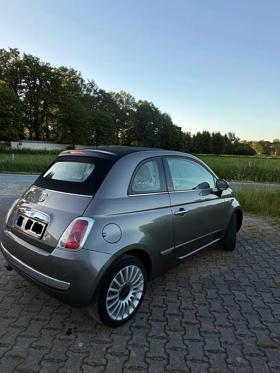 Gebraucht Fiat 500 89 PS (65 kW) 2011 Silber Cabrio