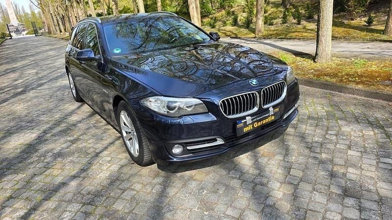 Gebraucht BMW 525 Performance 218 PS (160 kW) 2014 Blau Limousine