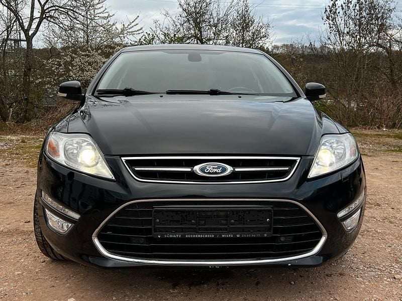Gebraucht Ford Mondeo 200 PS (147 kW) 2014 Schwarz Limousine