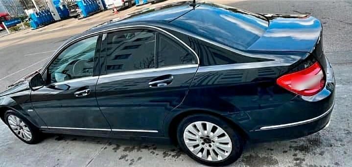 Gebraucht Mercedes C220 170 PS (125 kW) 2008 Schwarz Limousine