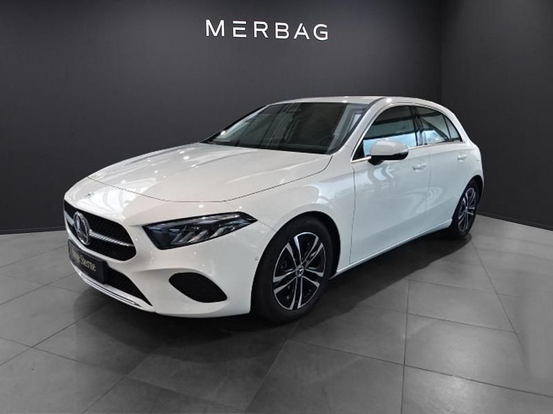 Gebraucht Mercedes A180 Advanced 136 PS (100 kW) 2024 Unilack polarweiß Limousine