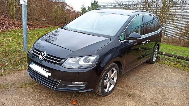 Schwarz Gebraucht 2012 VW Sharan Highline Van / Kleinbus | 8.800 € (Guter Preis) - Bild 1/4