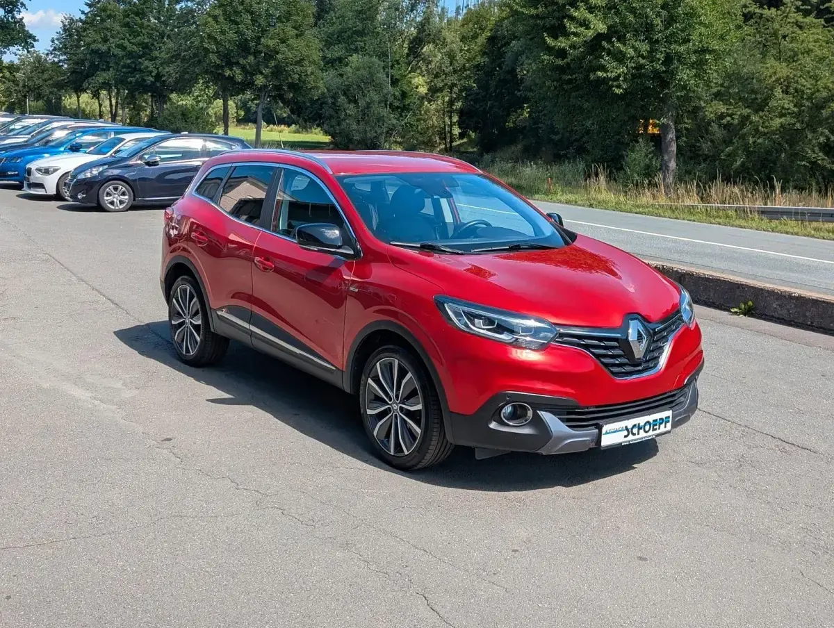 Gebraucht Renault Kadjar Bose Edition 131 PS (96 kW) 2017 Rot SUV