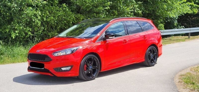 Gebraucht Ford Focus Sport 125 PS (91 kW) 2015 Rot Kombi