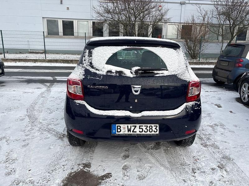 Gebraucht Dacia Sandero Lauréate 75 PS (55 kW) 2013 Grau Limousine