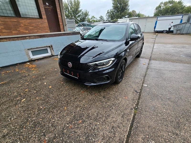 Schwarz Gebraucht 2019 Fiat Tipo Street Limousine | 10.500 € (Fairer Preis) - Bild 1/4