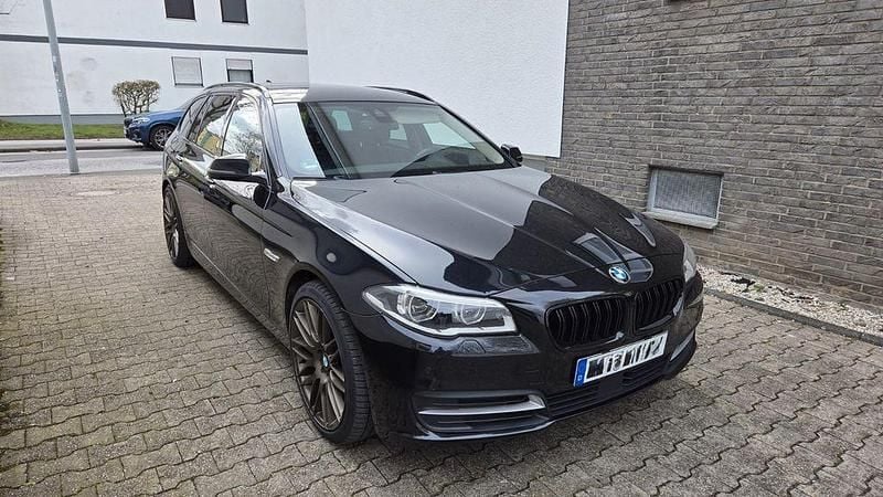 Gebraucht BMW 525 Comfort Edition 218 PS (160 kW) 2016 Schwarz Kombi