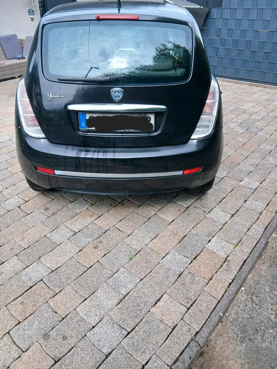 Gebraucht Lancia Ypsilon 60 PS (44 kW) 2009 Schwarz Kleinwagen