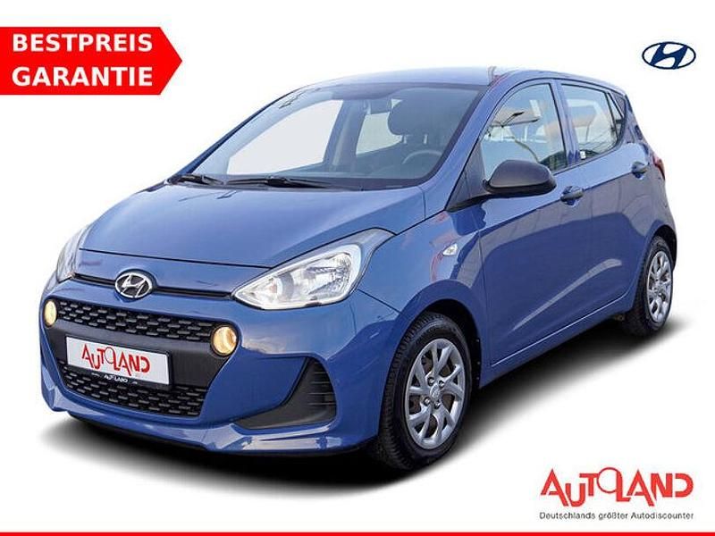 Blau Gebraucht 2017 Hyundai i10 Kleinwagen | 9.990 € (Teuer) - Bild 1/4