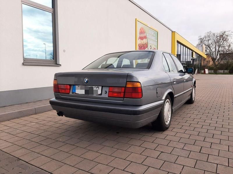 Second-hand BMW 520 150 CP (110 kW) 1995 Gri Berlinǎ