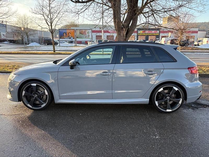 Gebraucht Audi RS3 Sport 400 PS (294 kW) 2020 Grau Limousine