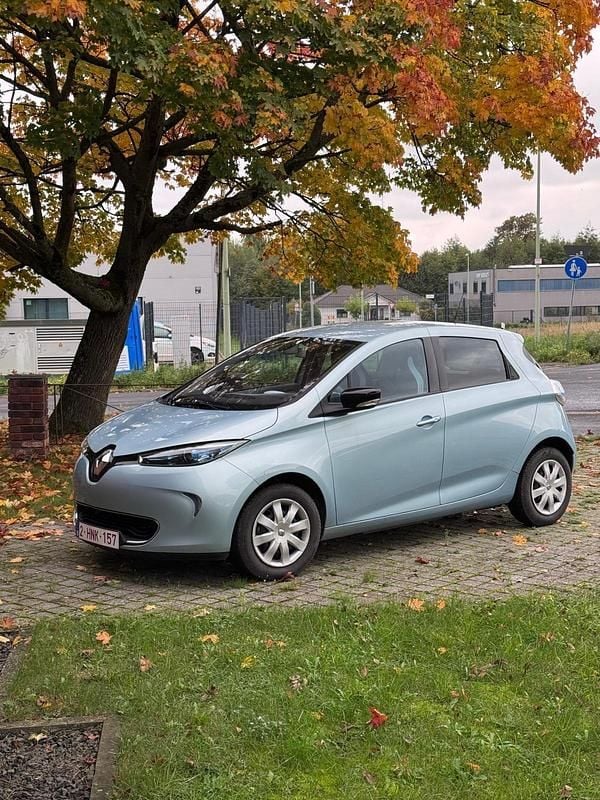 Blau Gebraucht 2014 Renault Zoe Kleinwagen | 5.999 € (Fairer Preis) - Bild 1/4