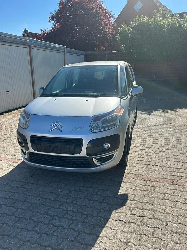 Silber Gebraucht 2010 Citroën C3 Picasso Van / Kleinbus | 3.250 € (Fairer Preis) - Bild 1/4