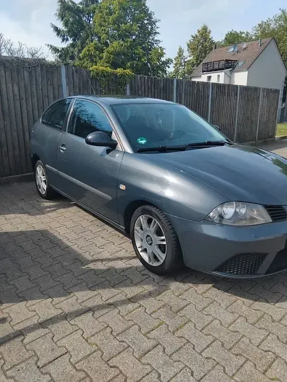 Gebraucht Seat Ibiza 69 PS (50 kW) 2007 Grau Kleinwagen