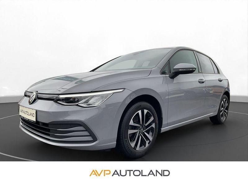 Grau Gebraucht 2021 VW Golf VIII United Limousine | 17.590 € (Guter Preis) - Bild 1/4