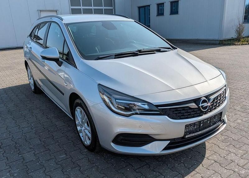 Gebraucht Opel Astra Edition 122 PS (89 kW) 2020 Silber Kombi