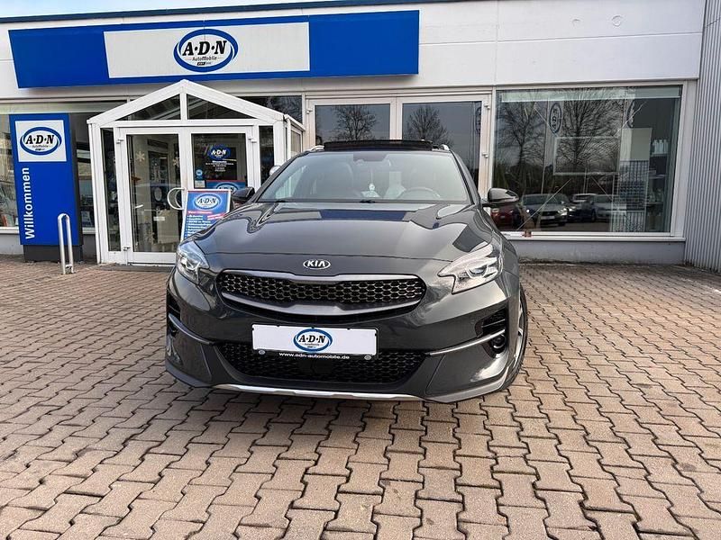Dark penta Gebraucht 2021 Kia XCeed Launch Edition SUV | 19.950 € (Fairer Preis) - Bild 1/4