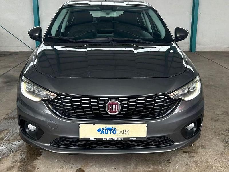 Gebraucht Fiat Tipo Lounge 120 PS (88 kW) 2017 Grau Limousine
