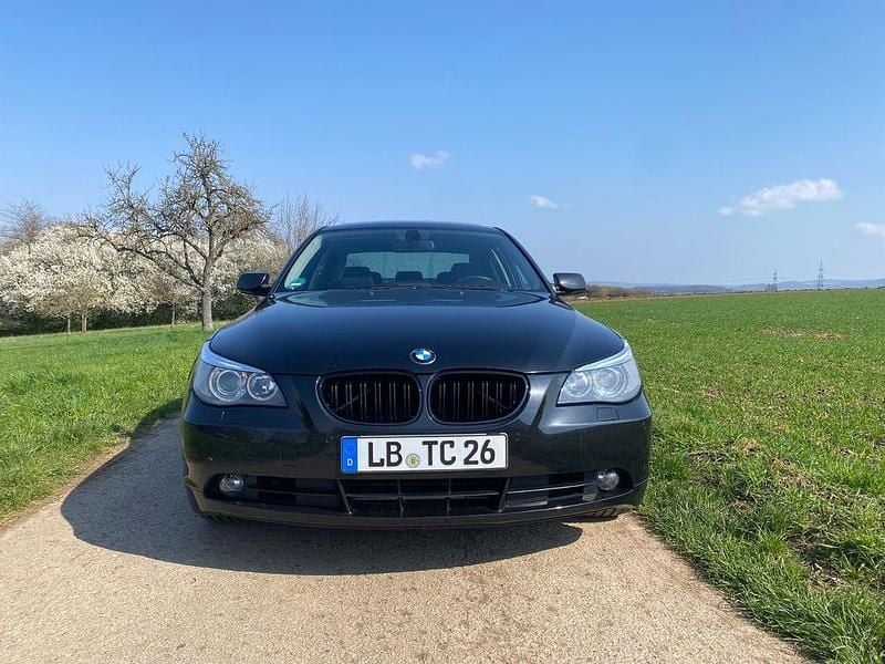 Gebraucht BMW 525 218 PS (160 kW) 2006 Schwarz Limousine