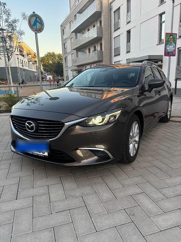 Braun Gebraucht 2016 Mazda 6 Exclusive-Line Kombi | 12.900 € (Etwas zu teuer) - Bild 1/4