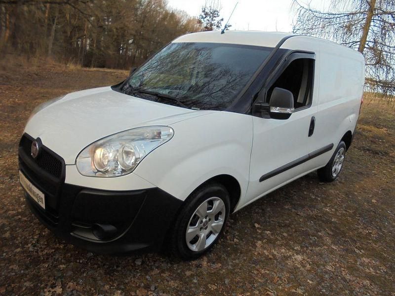 Gebraucht Fiat Doblò 75 PS (55 kW) 2014 Weiß Van / Kleinbus