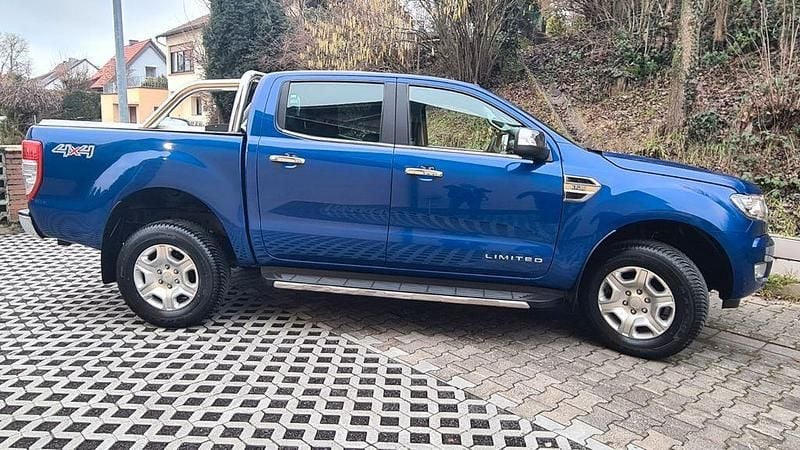 Gebraucht Ford Ranger 200 PS (147 kW) 2016 Blau Abholung