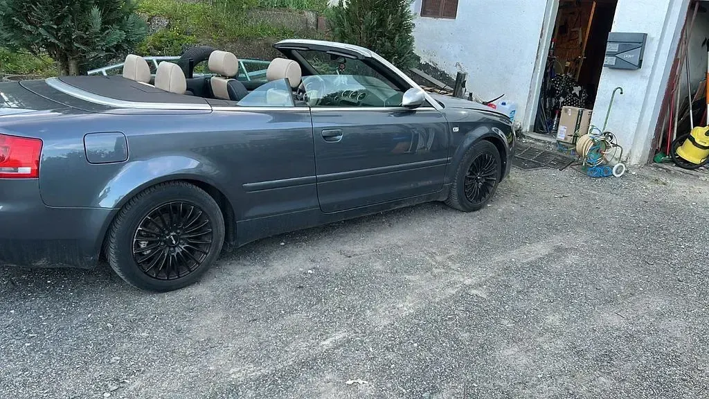 Gebraucht Audi A4 Cabriolet Performance 163 PS (119 kW) 2006 Grau Cabrio