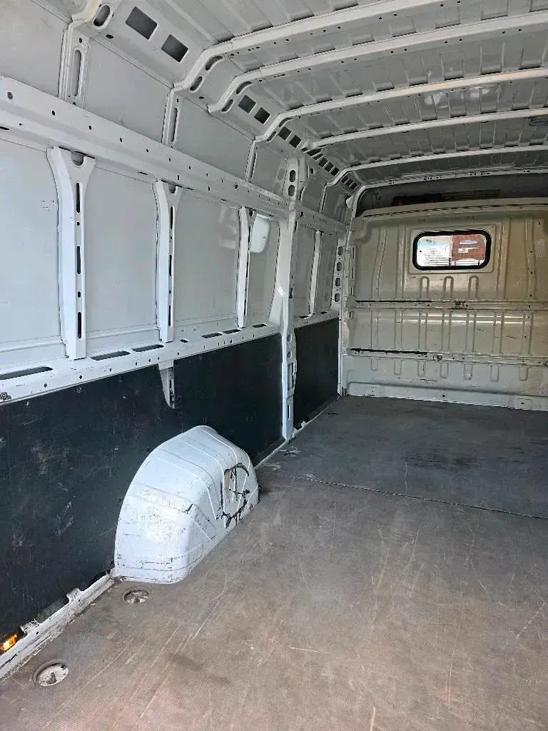 Gebraucht Peugeot Boxer 180 PS (132 kW) 2011 Weiß Van