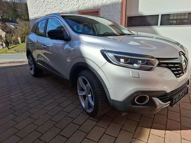 Gebraucht Renault Kadjar Bose Edition 131 PS (96 kW) 2016 Silber SUV