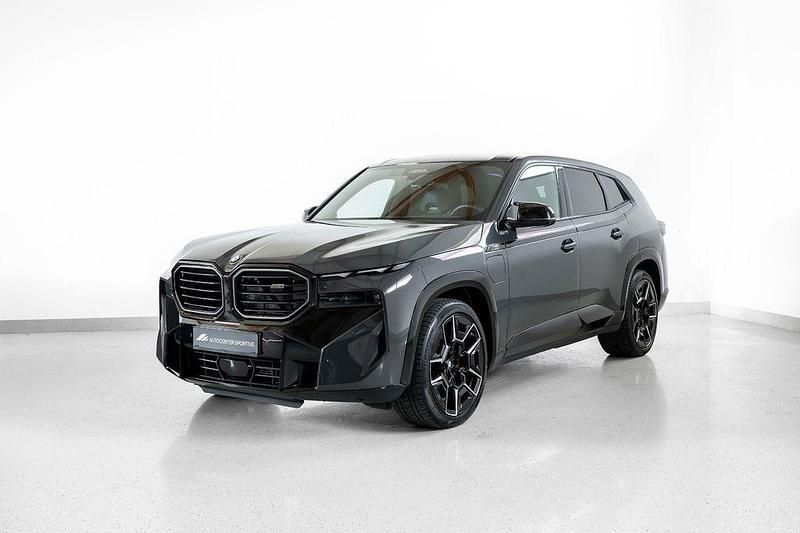 Używany BMW XM Performance 653 KM (480 kW) 2024 Szary SUV