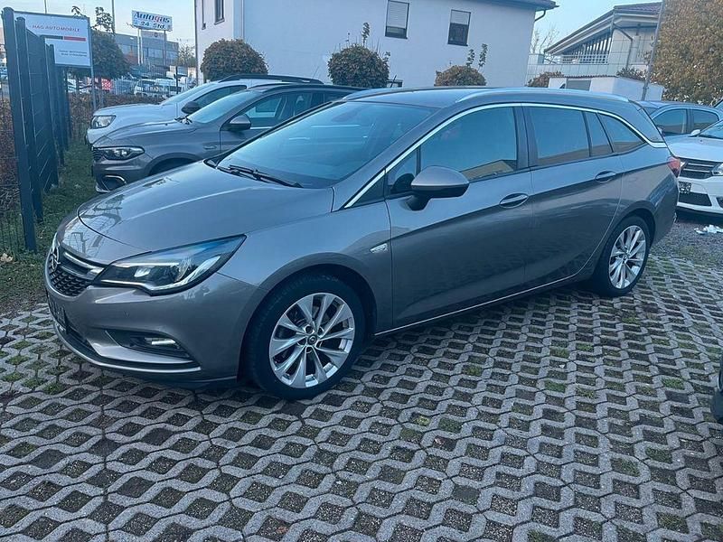 Gebraucht Opel Astra Business 160 PS (117 kW) 2017 Grau Kombi