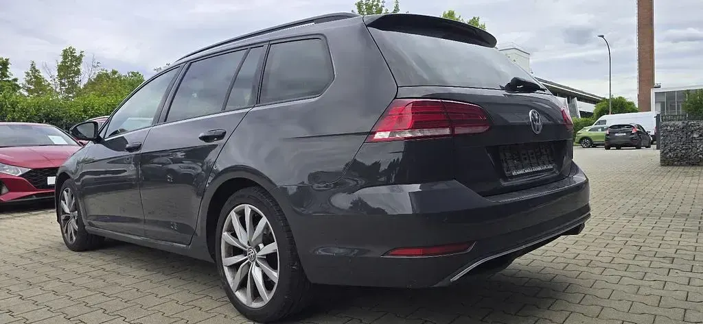 Gebraucht VW Golf VII Comfortline 150 PS (110 kW) 2020 Grau Kombi