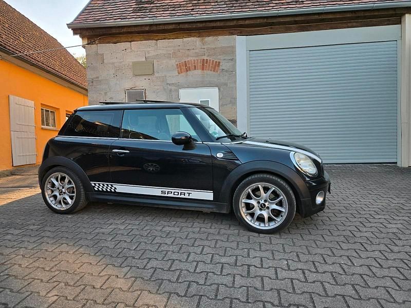 Blau Gebraucht 2007 Mini Cooper Kleinwagen | 3.499 € - Bild 1/4
