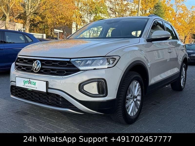 Grau Gebraucht 2024 VW T-Roc Life SUV | 24.990 € (Guter Preis) - Bild 1/4