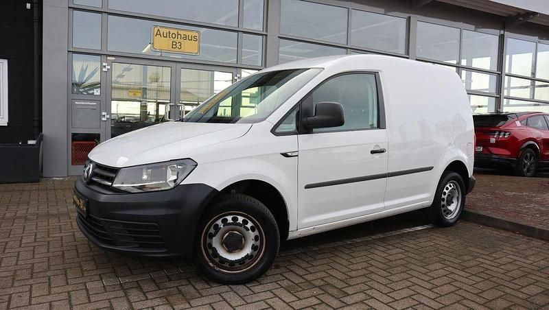 Weiß Gebraucht 2018 VW Caddy Van / Kleinbus | 10.890 € (Guter Preis) - Bild 1/4