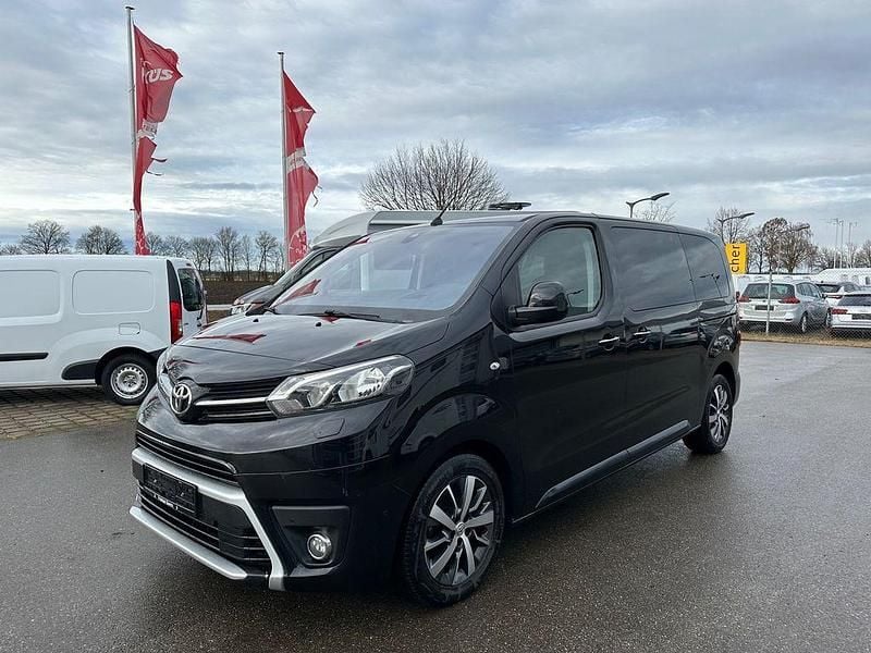 Gebraucht Toyota Proace Verso Comfort 177 PS (130 kW) 2018 Schwarz Kombi