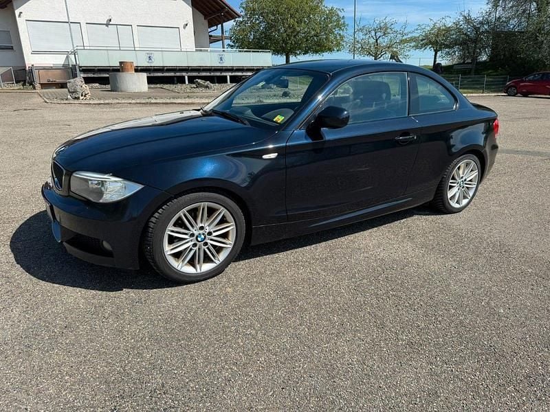 Gebraucht BMW 120 Coupé Shadowline 177 PS (130 kW) 2013 Schwarz Coupé